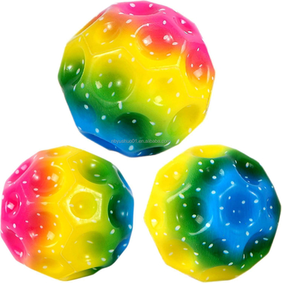 Multicolores Extremo Pu espuma de bolas de rebote alto Arco iris Luna de la pelota espacial para niños Juego