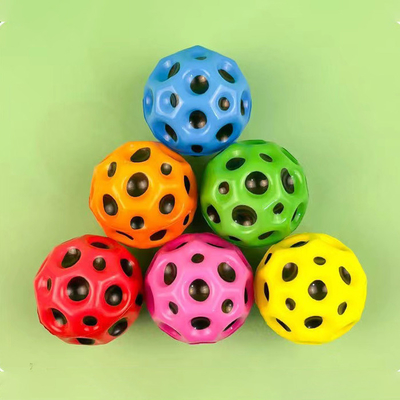 Espacio de juegos al aire libre en interiores Galaxia Bouncy Ball Stress Ball para la coordinación ojo-mano