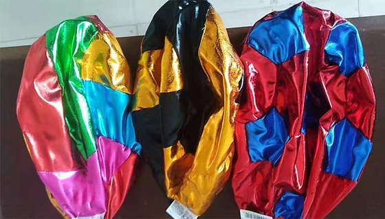 Balón de playa de piel de poliéster colorido y hermoso juguete inflable con tejido interior de PVC