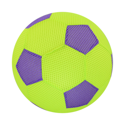 BM-B-006 0 a 24 meses Rango de edad Novedad suave malla LED Bola de fútbol