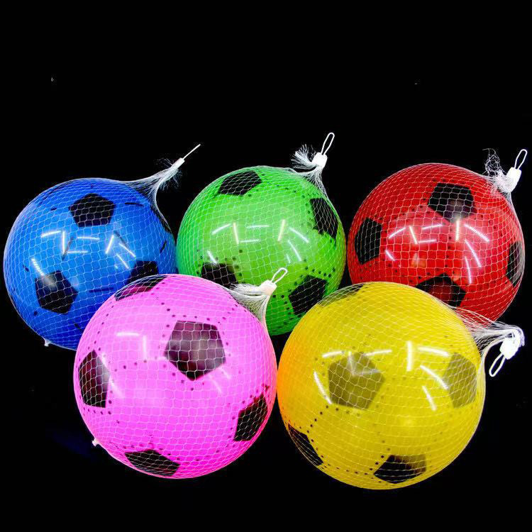 Fútbol inflable de plástico de 22,5 cm personalizado para impresión en relieve en juegos al aire libre